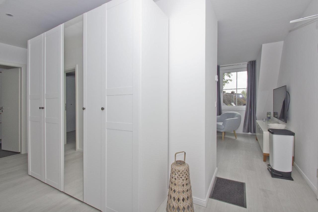 Gratis Nutzung Vom Ahoi Erlebnisbad Und Sauna In Sellin - Haus Inselwind Fewo Meerwellen Groß Zicker Exterior foto