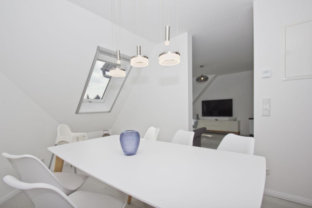 Gratis Nutzung Vom Ahoi Erlebnisbad Und Sauna In Sellin - Haus Inselwind Fewo Meerwellen Groß Zicker Exterior foto